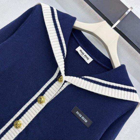 Miu Miu 2025 New Knit Cardigan - Picture 2 of 8